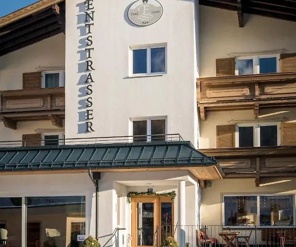 Garni Entstrasser Отель 3*