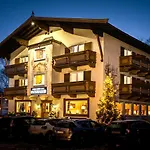 Hotel Garni Entstrasser 3*
