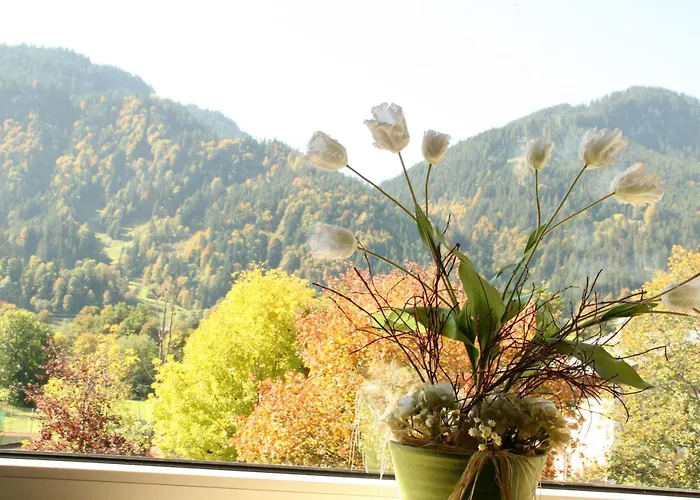 酒店 恩斯特拉瑟加尔尼酒店